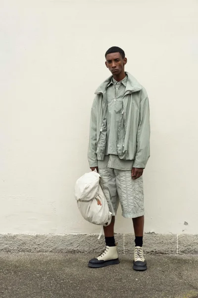 Look 2
